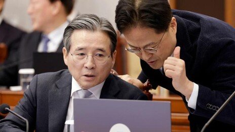 김용범 “투자 목적 레버리지 점진 축소…주택시장 구조 전환해야“