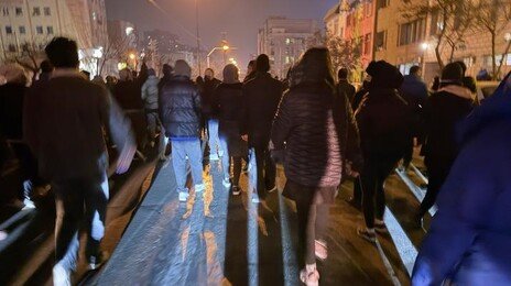 이란 反정부 시위 재점화… 학생-시민들 다시 거리로