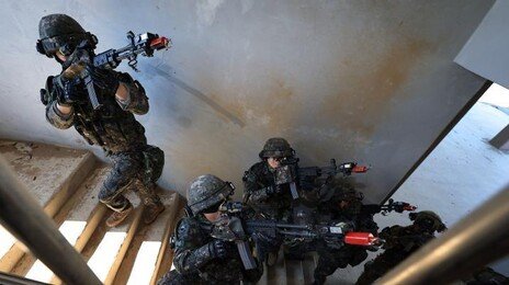 “야외훈련 줄이거나 취소” 한국 제안에 美측 난색… ‘25일 일정 공동발표’ 연기