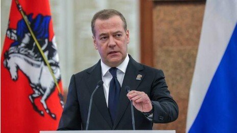 러 “英-佛, 우크라에 핵무기 이전 검토”…유럽 “터무니 없는 주장”