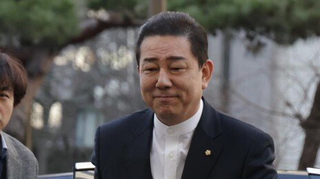 공천헌금서 차남 취업까지…13개 의혹 김병기 첫 소환조사