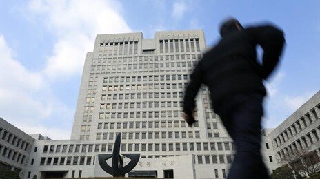 대법 “루이비통 가방 리폼은 상표권 침해 아냐”…파기환송