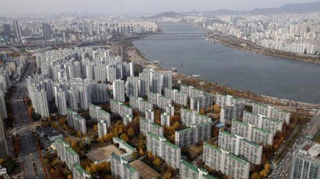 강남 3구·용산 집값 100주 만에 하락 전환… 양도세 중과 앞두고 ‘급매’ 속출