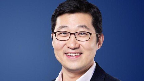 쿠팡 김범석, 정보유출 99일만에 영어로 “사과”