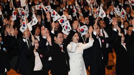 李 “한반도 평화 선제조치 일관되게 추진”… 9·19 합의 복원 재강조