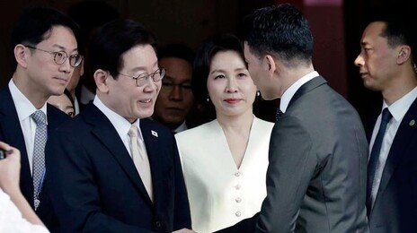 李대통령 “국민 여러분 전혀 걱정 않으셔도…일상 즐기시길”