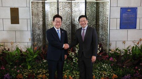 순방 가서도 ‘부동산’…李 “韓 집값 걱정? 고민 않도록 하겠다”