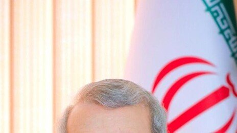 하메네이 후계자 라리자니 “美 심장 찌를 것…협상 없다”