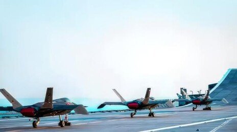 세계 최초 이란 ‘드론 항모’, 미군에 피격…알고 보니 한국산?