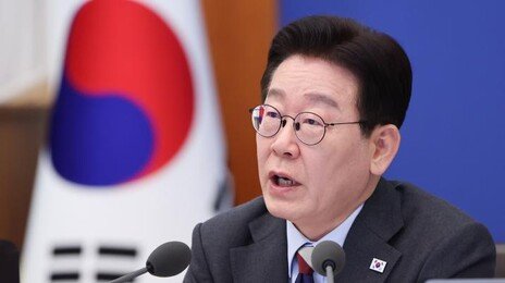 민주 46% 국힘 21%, 지지율 격차 더블스코어 이상…李 지지율 65%