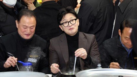 부산 찾은 한동훈 “尹 정치했어도 코스피 6000 찍었을 것”