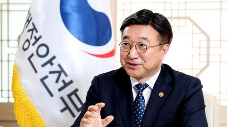 윤호중 “특례시 인구기준 100만→70만∼80만 검토”