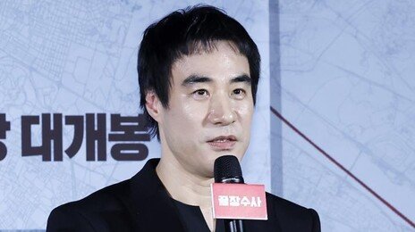 ‘음주운전’ 배성우, 영화 6년만의 개봉에 고개 숙였다…“다시한번 사과”