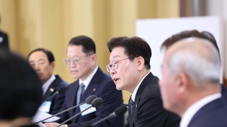 기름값 추경 최대 20조원 규모 관측… 李 “조기에 해야”
