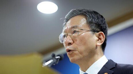 공소취소 거래설에… 정성호 “황당한 음모론, 얘기할 가치 없어”