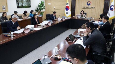 ‘297만 회원 정보유출’ 롯데카드에 96억 과징금…45만명은 주민번호까지 노출