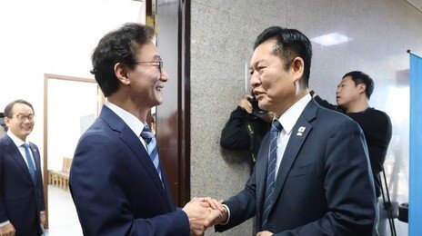 전재수 “부산시장 출마하겠다”…정청래 “당 명운이 걸렸다”