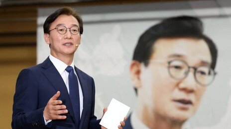 전재수, 부산시장 공천 신청… ‘북갑’ 보선 격전지로