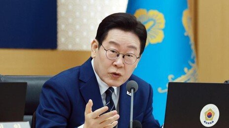 李대통령 “정부도 개헌 노력…5·18에 부마항쟁까지 헌법전문 넣자”