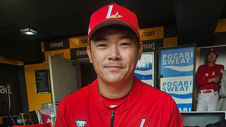 대통령 격려 받은 노경은 “가문의 영광 그 이상…놀랍고 감사해”