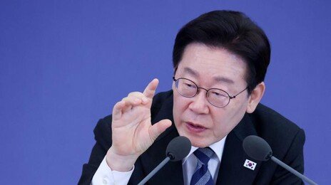 李 “주식 오늘 팔았는데 돈은 왜 모레 주나”…거래소 “단축 추진”