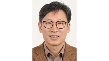 [송평인 칼럼]한 사람을 위한 사법 변경