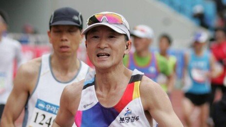 “제가 달린 뒤 형님, 딸도 달려…마라톤 길수록 달리는 재미도 달라요”