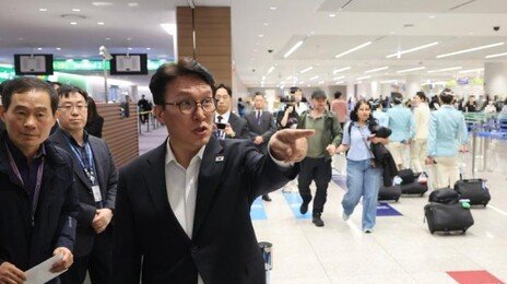金총리, BTS 컴백 공연 앞두고 인천공항 안전 점검