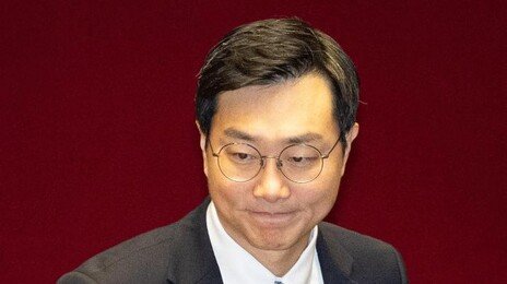 ‘성추행 의혹’ 장경태 탈당… 與, 윤리원에 중징계 요구