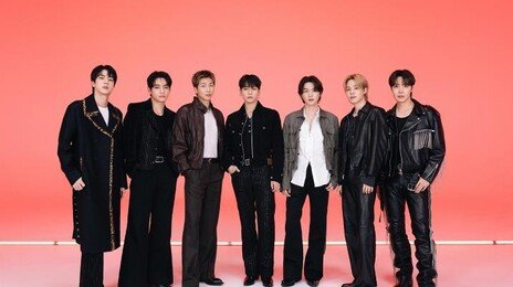 방탄소년단·키윙, 축제 즐기는 완벽 조합…‘룩스’ 압도적 축전 자랑