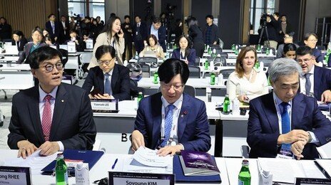[사설]적극 재정 정부에 매파 한은 총재… 독립성과 소통이 관건