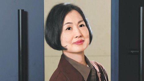 “가족-관계 파고든 30년… 반대편 누군가가 삶을 붙드는 힘”