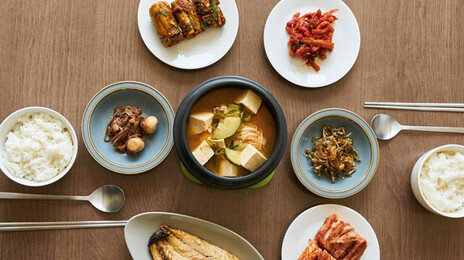 “반찬 무료 제공은 한식 정체성”…리필 유료화 반대 65%