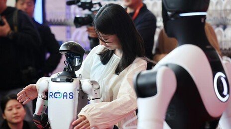 “벌써 1만명 넘게 땄다”…중국서 뜬 ‘AI 자격증’ 뭐길래
