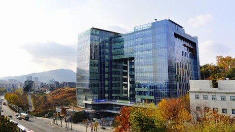‘20년전 혼인관계 파탄’ 조정 이혼 후 교류…법원 “군인연금 분할해야”