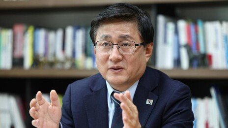 기후장관 “최악 상황땐 쓰레기 일반봉투에 버리게 허용”