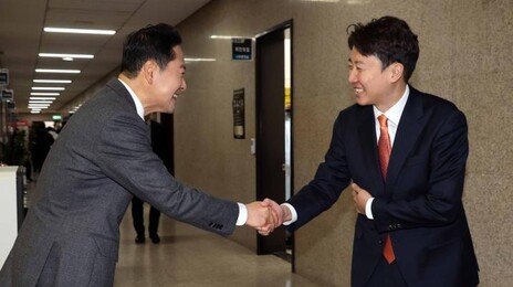 장동혁·이준석 오찬회동…선거연대 언급 않고 대여투쟁 논의만