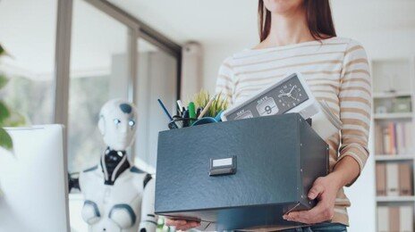 AI 사용 늘었지만 10명 중 8명 “안 믿어요”…일자리 뺏길까 ‘불안’