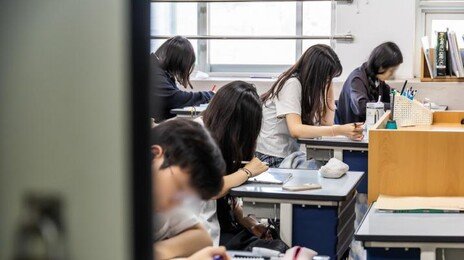 내신 1등급 학생의 비결…“학원보다 자습 우선, 오답 분석 철저히”
