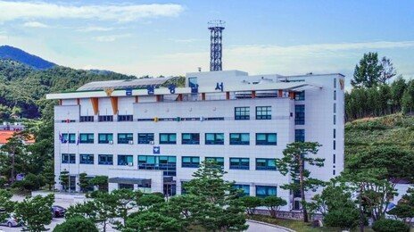 음주 측정 거부하며 경찰관 정강이 ‘퍽’…남원서 60대 체포