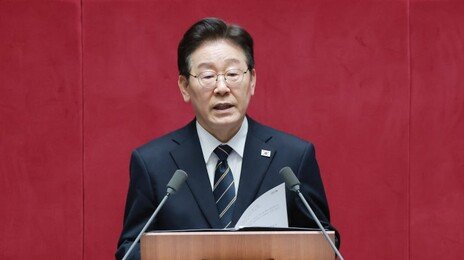 ‘위기’ 28차례 강조한 李 “26조 추경, 국민 삶 지켜줄 방파제”