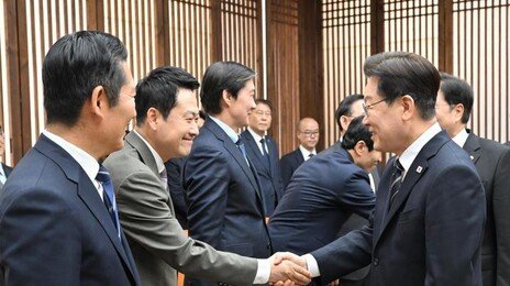 李, 7일 정청래·장동혁과 오찬…여야정 민생경제협의체 회담