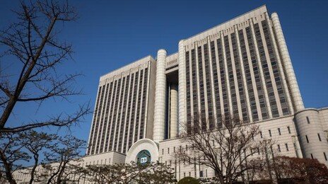 계열사 사장 딸 부정채용…신한카드 부사장, 1심 징역형 집유