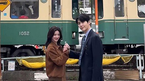 “인증샷 성지”…韓 드라마 흥행에 ‘日 건널목’ 몸살