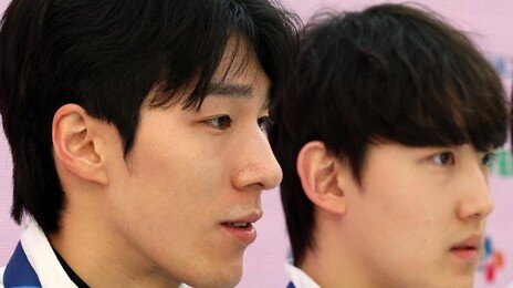 황대헌 “임효준 사과뒤 확인서 서명 요구…진정성 의문” 주장