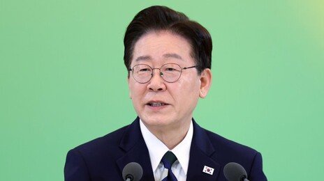 李 “정규직 선발되면 좋은 대우 받아야 한다?…상당히 큰 왜곡”