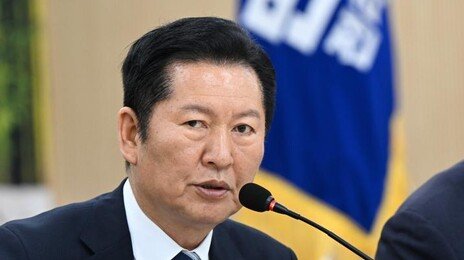 정청래 “李 사진 사용금지 공문 사과…대통령에 누 끼쳐”