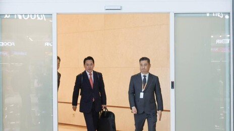 장동혁, 미국으로 출국…“자유대한민국 지켜야, 처절한 마음”