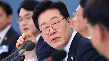 李 “내가 적극 행정으로 이 자리 왔는데, 그것 때문에 고생”