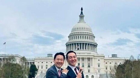 “장동혁 美서 화보 찍나” 국힘 발칵… 텃밭 TK도 ‘독자 선대위’ 요구